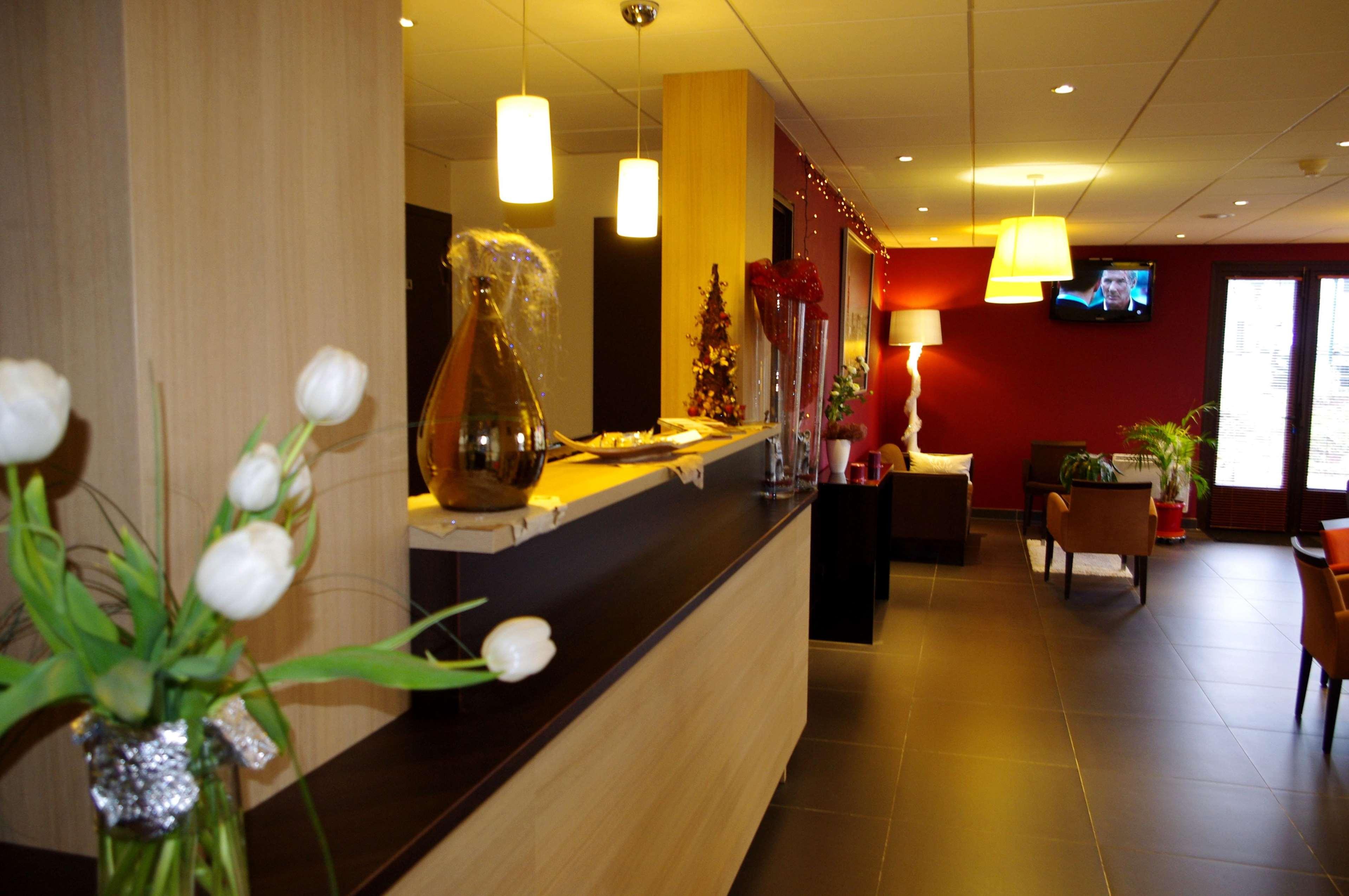 Kyriad Quimper Sud Exterior photo